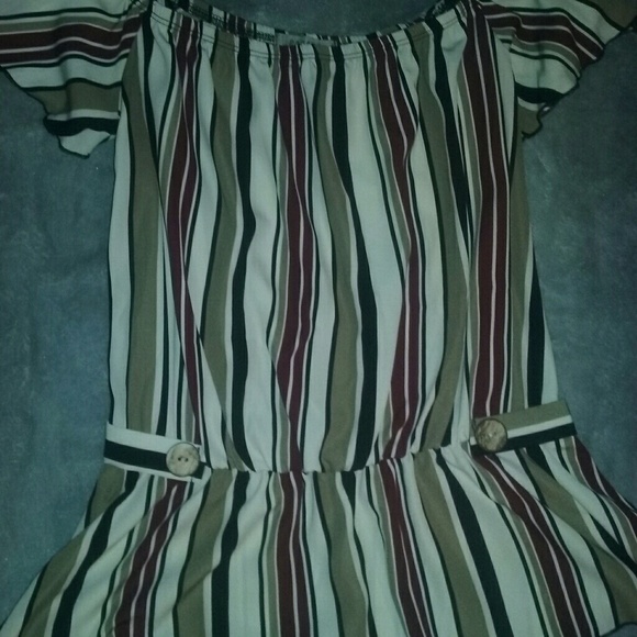 Papaya NWOT Medium Striped Top EUC - Picture 3 of 7